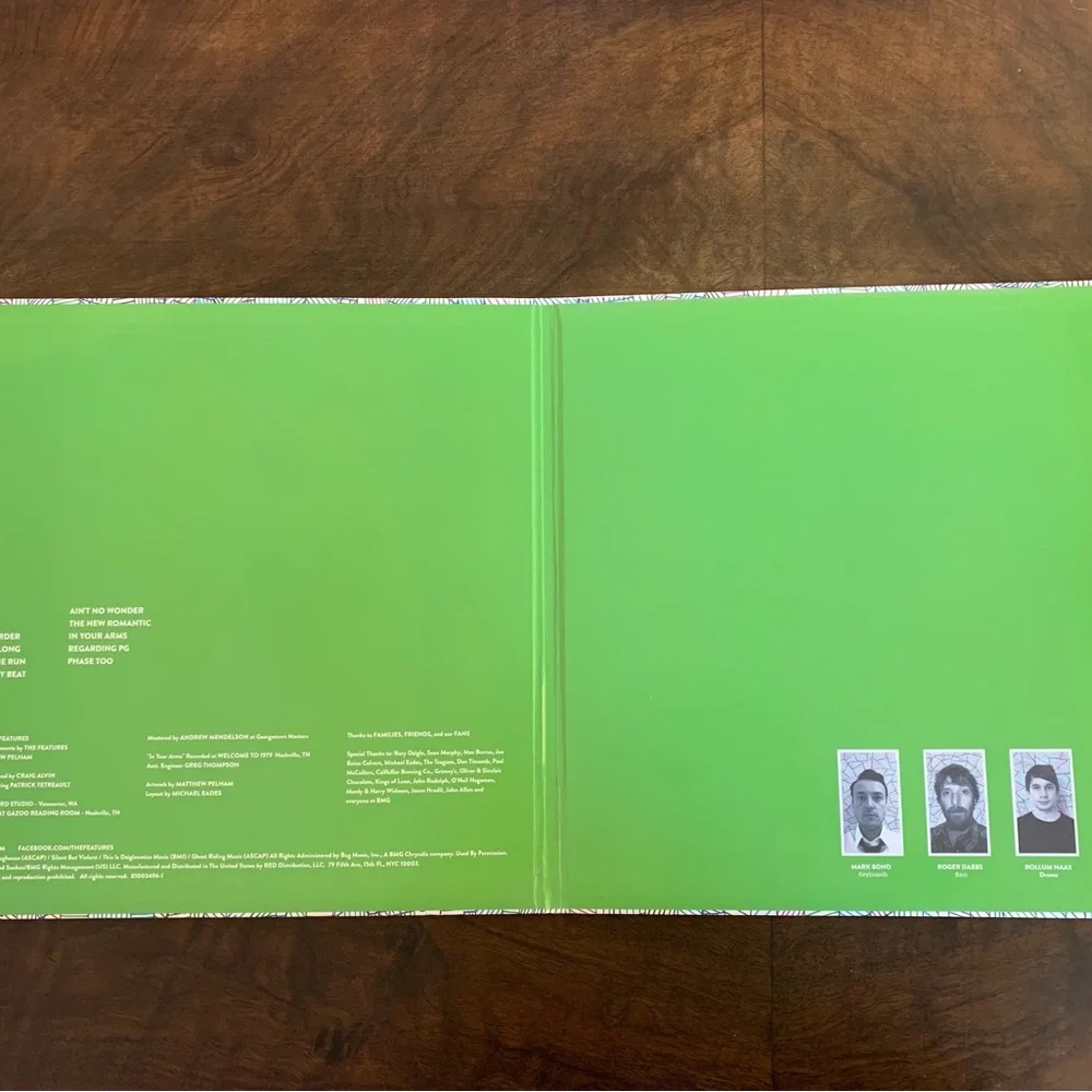 The Features Record - Picture 2 of 4